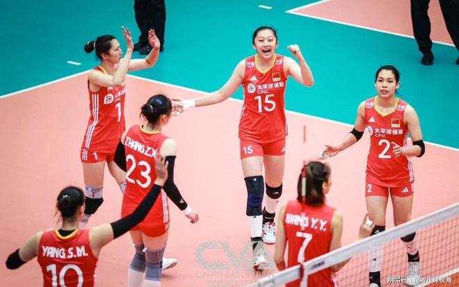 央视确定不直播！原因曝光中国女排家门口遇冷排协评论区炸锅(图1)