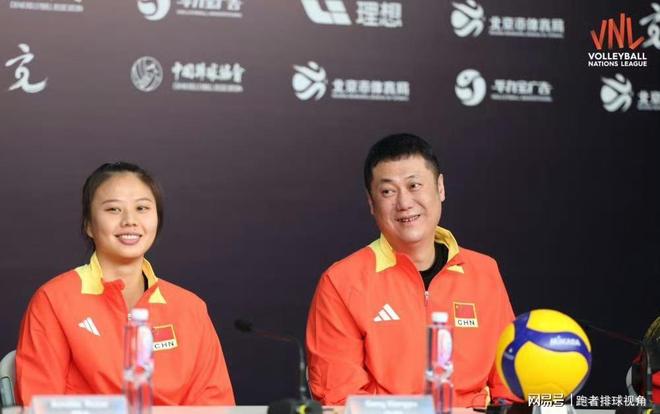 央视确定不直播！原因曝光中国女排家门口遇冷排协评论区炸锅(图4)