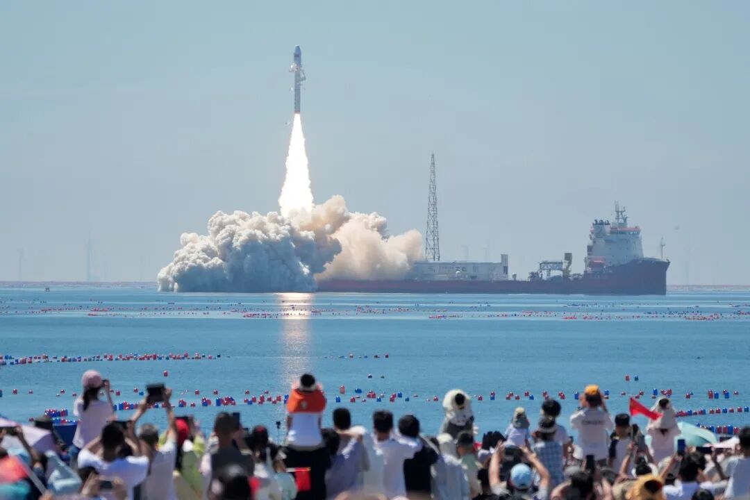 观察早报丨成都新一轮汽车消费补贴今日启动；商务部等部门对美国涉华消极措施实施反制；美国海关已退回约1000亿美元关税(图8)