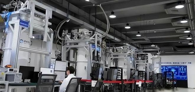 一夜暴涨美国再度突破芯片世界难题中国还能追赶上吗？(图3)