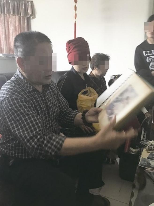 浙江渔民从河底捞出15年轿车打开门所有人呆住：里面竟有俩人(图16)