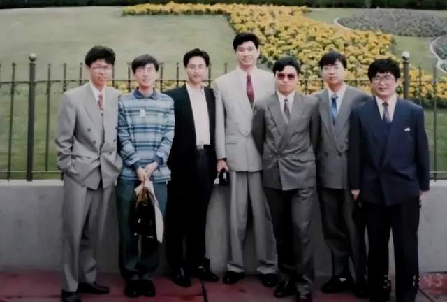 61岁退休后华为海思创始总裁成了复旦北大清华老师(图7)